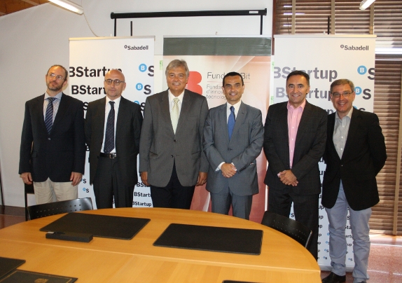 Govern i Banc de Sabadell han signat un conveni per posar en marxa el programa de finançament Bstartup.