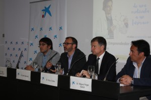 El conseller de Treball, Comerç i Indústria, Iago Negueruela, el conseller d’Innovació, Recerca i Turisme, Biel Barceló, el director territorial de La Caixa, Francisco Costa, i el director financer de Travel Compositor, Miguel Ángel Garoz, han presentat avui la X edició dels Premis “EmprendedorXXI” de La Caixa.