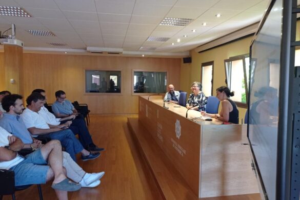El Govern presenta els nous serveis per a empreses industrials que ofereix el FabLab del CentreBit Menorca