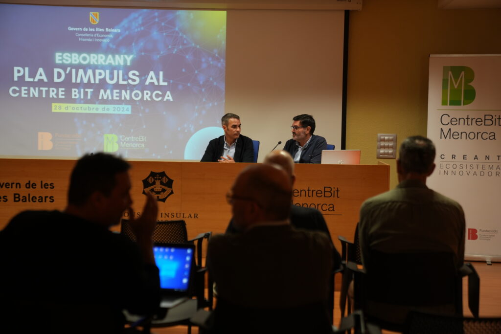 El director general de Innovación presenta el borrador del plan de impulso del CentreBit Menorca a las empresas del parque
