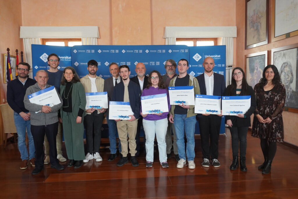 Acte de lliurament dels premis 3digits en Enginyeria Informàtica de la UIB en la seva IV edició